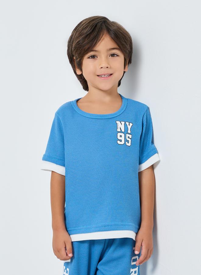 ستايلي طقم تيشيرت بطبعة جرافيك وشورت - Image 2